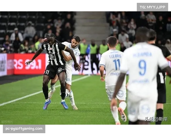 里昂客战巴黎圣日耳曼，中场伤缺或影响客场防守质量